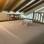 Beachfront Apartment, Center Village, 20m - Near Myrtos - Fiskardo