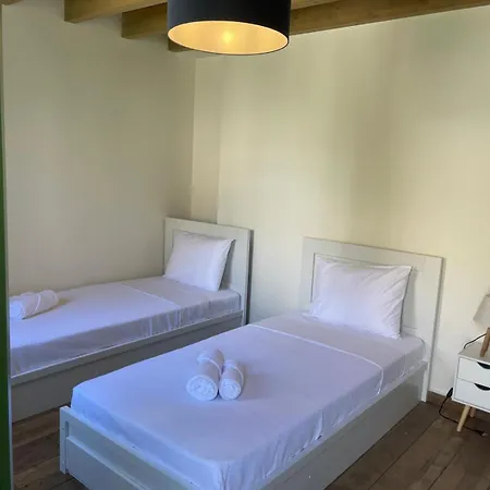 Beachfront Apartment, Center Village, 20m - Near Myrtos - Fiskardo Apartman Ászosz