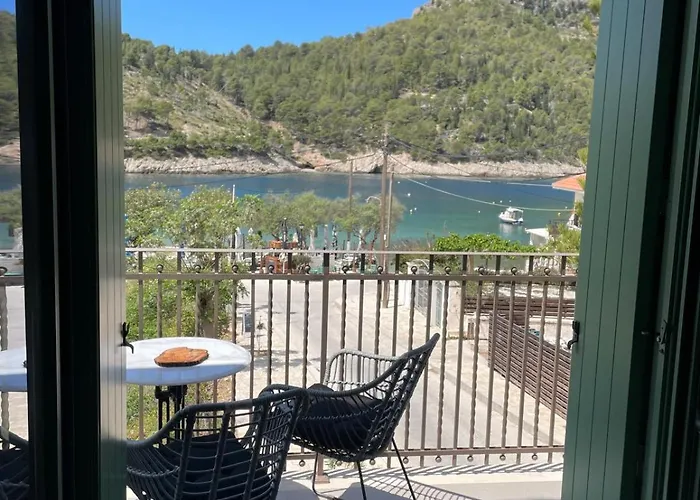 דירה Beachfront Apartment, Center Village, 20m - Near Myrtos - Fiskardo *