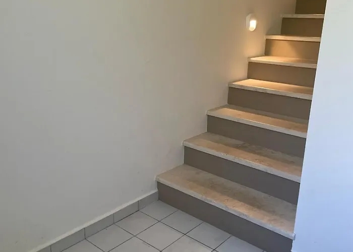 Beachfront Apartment, Center Village, 20m - Near Myrtos - Fiskardo אסוס