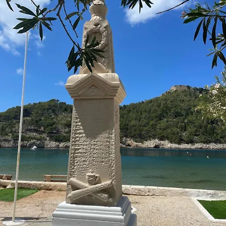 Beachfront Apartment, Center Village, 20m - Near Myrtos - Fiskardo Apartmán *