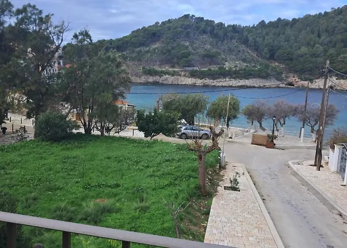 Апартаменты Beachfront Apartment, Center Village, 20m - Near Myrtos - Fiskardo Асос