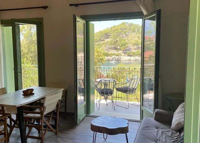Beachfront Apartment, Center Village, 20m - Near Myrtos - Fiskardo Апартаменты Асос