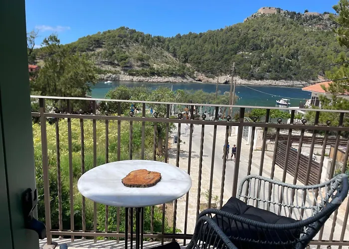 Beachfront Apartment, Center Village, 20m - Near Myrtos - Fiskardo Апартаменты Асос