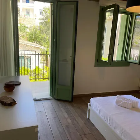 Beachfront Apartment, Center Village, 20m - Near Myrtos - Fiskardo 公寓