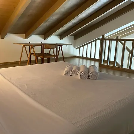 Beachfront Apartment, Center Village, 20m - Near Myrtos - Fiskardo